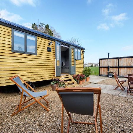 Вілла Pass The Keys Whitstable Shepherds Hut Minutes From The Harbour Екстер'єр фото