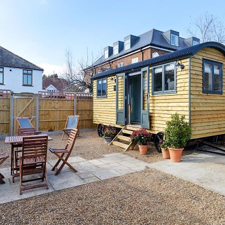 Вілла Pass The Keys Whitstable Shepherds Hut Minutes From The Harbour Екстер'єр фото