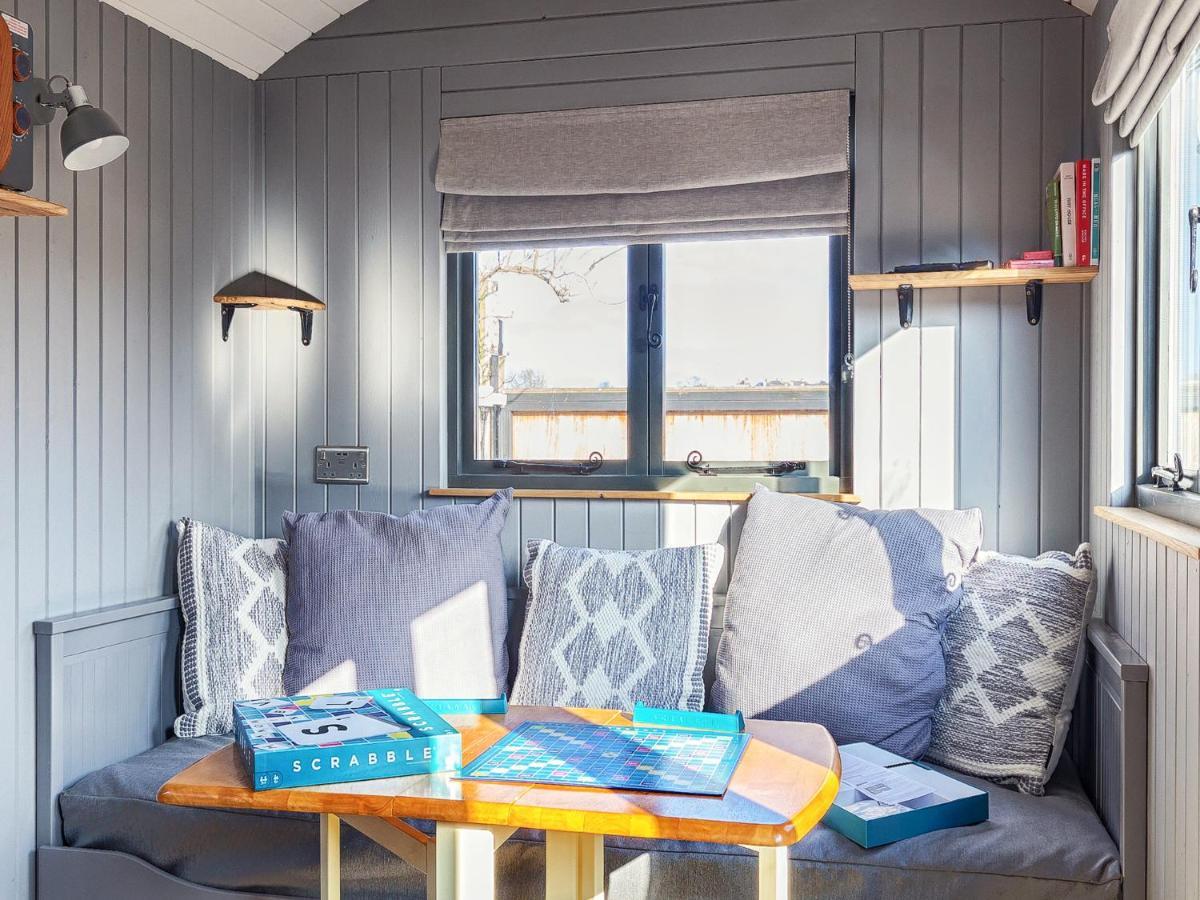 Pass The Keys Whitstable Shepherds Hut Minutes From The Harbour Екстер'єр фото