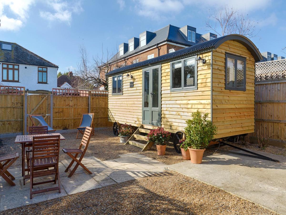 Pass The Keys Whitstable Shepherds Hut Minutes From The Harbour Екстер'єр фото