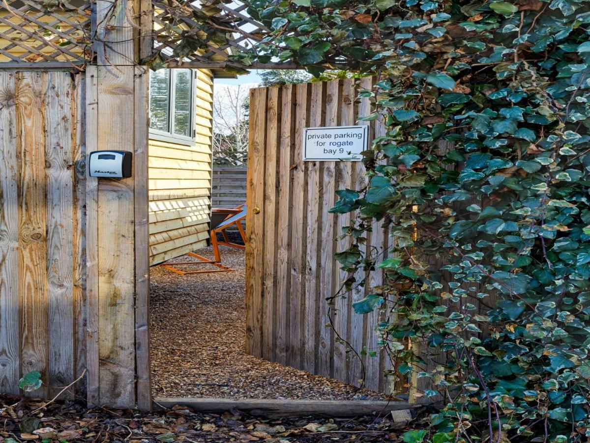 Вілла Pass The Keys Whitstable Shepherds Hut Minutes From The Harbour Екстер'єр фото