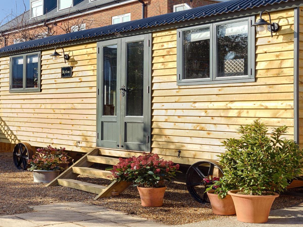 Pass The Keys Whitstable Shepherds Hut Minutes From The Harbour Екстер'єр фото